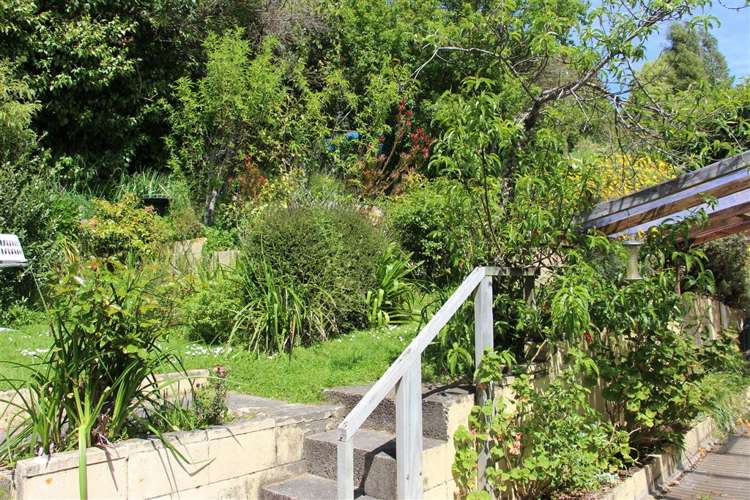 75a Devon Street Picton_11