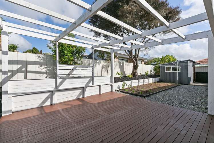 2 Ferngrove Avenue Ranui_15