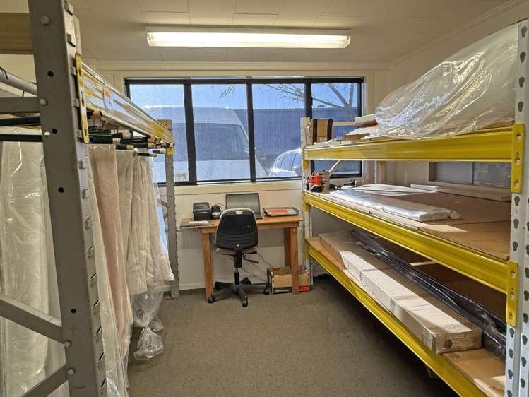 25 Vialou Street Hamilton Central_12