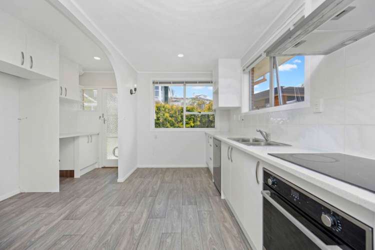 2 Impala Place Hillsborough_9