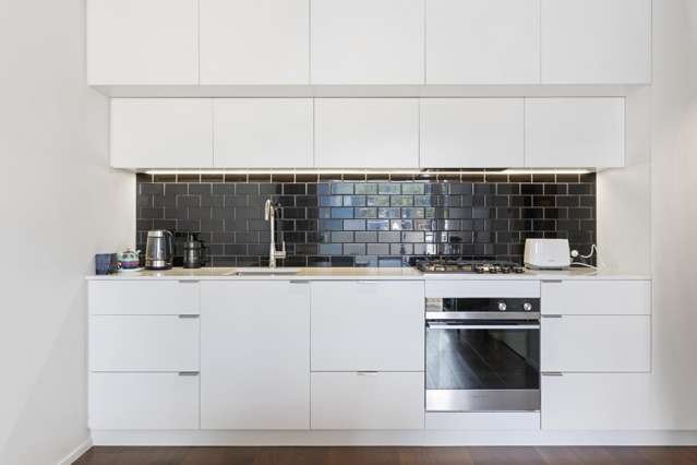 19 Jean Caldwell Way Island Bay_3