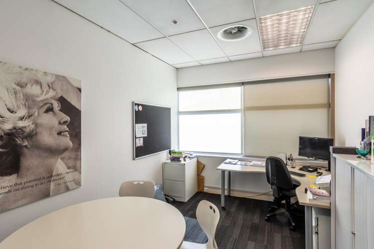 26 Vestey Drive Mount Wellington_11