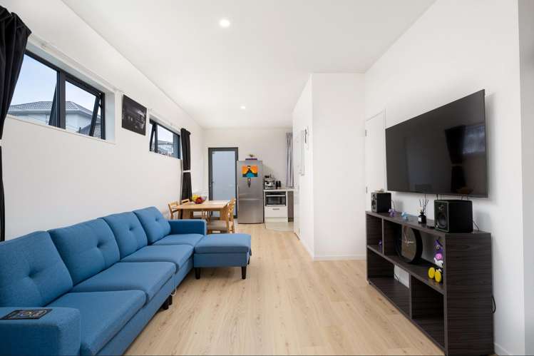 2/35 Renata Crescent Te Atatu Peninsula_5