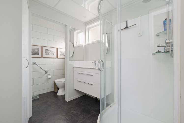 15 Lloyd Street Parkvale_19