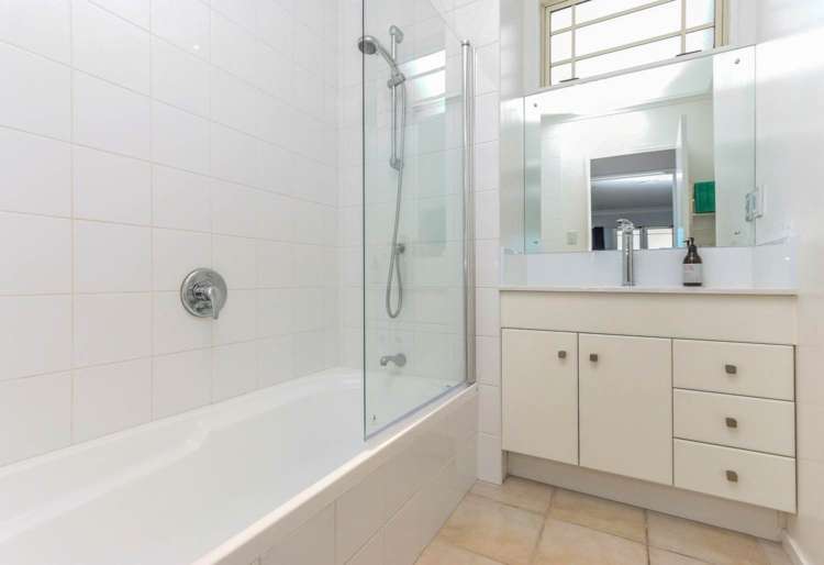 13A Waiohua Road Greenlane_15