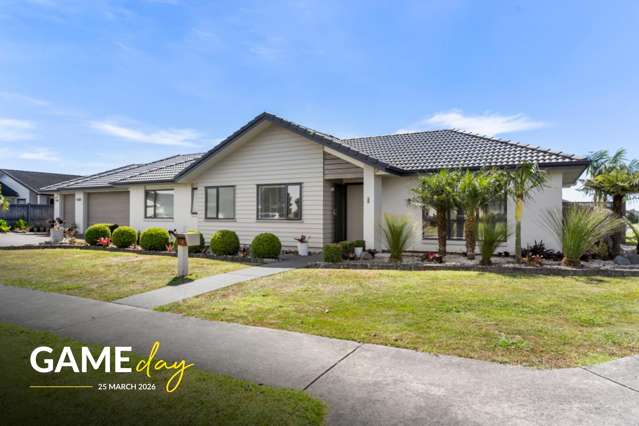 #GAMEDAY Executive Living. Triple Garage.