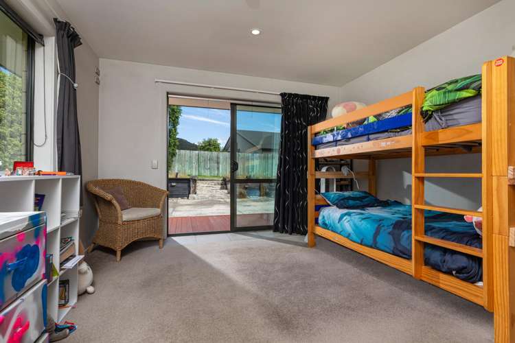 51 Frye Crescent Albert Town_9