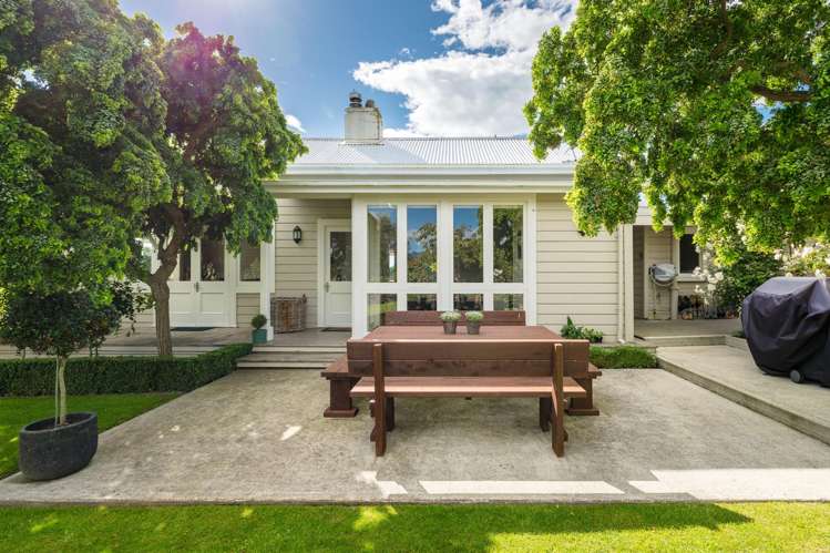 357 Hook School Road Makikihi_16