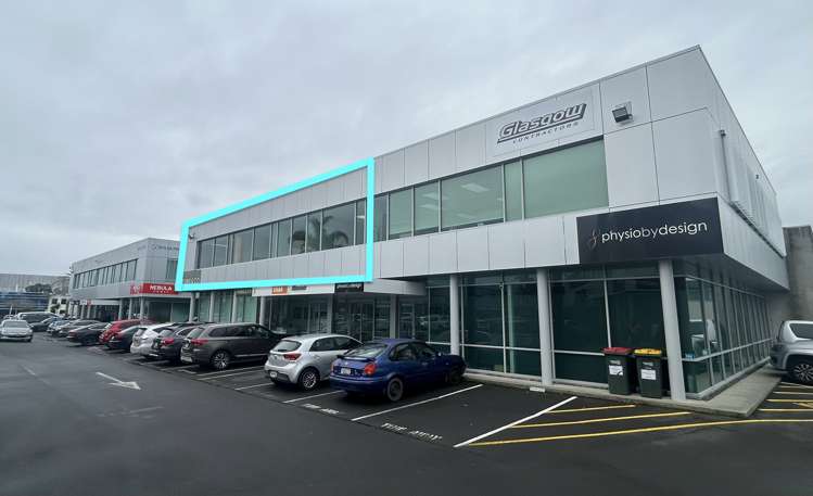 F3/27-29 William Pickering Drive Rosedale_1