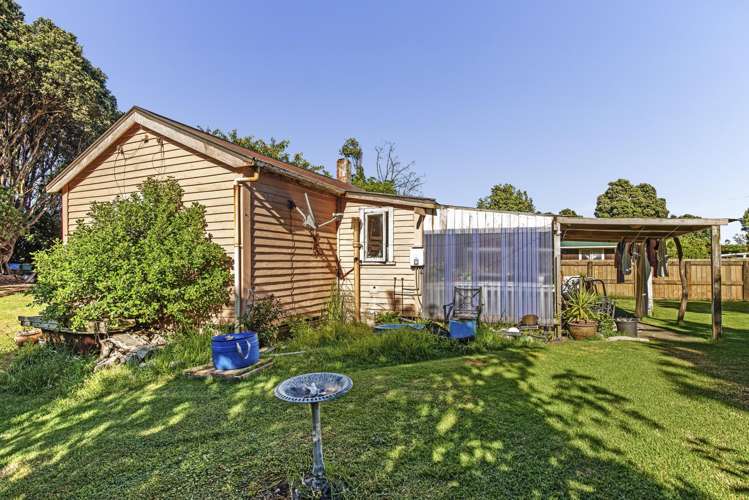 6 Rangi Street Mokau_4