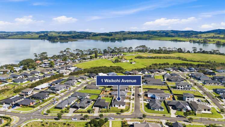 1 Waikohi Avenue Glenbrook_19