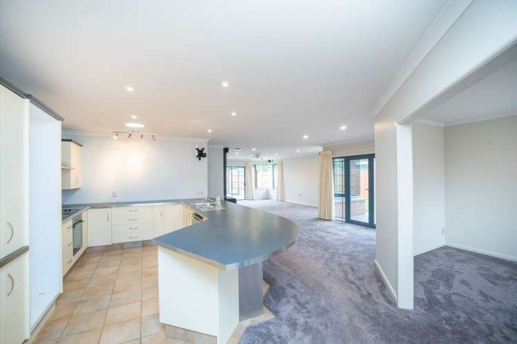 64 Royal Oak Drive Kelvin Grove_1