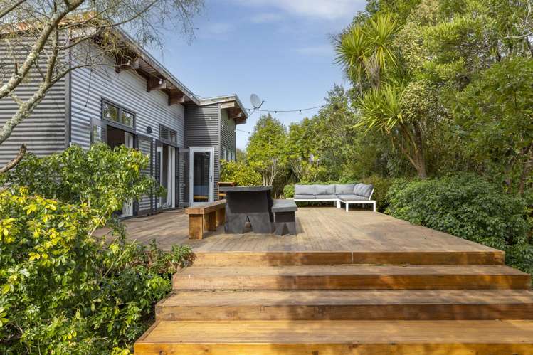 29 Te Waaka Terrace Kuratau_12