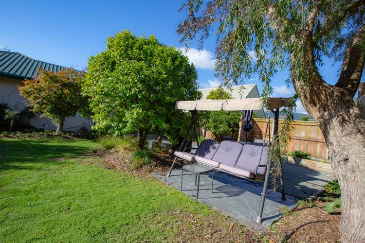 26 Maple Crescent Richmond_13