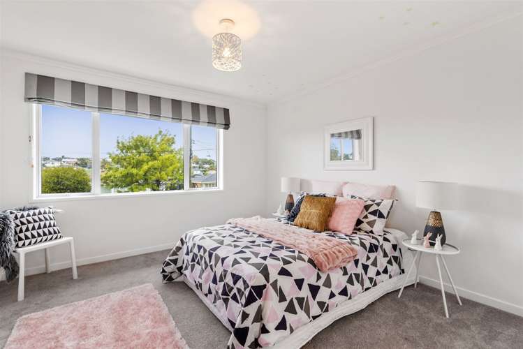 29 Cassino Street Bayswater_10