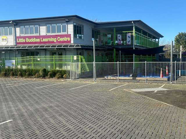 56-58 Somerset Road Mt Roskill_1