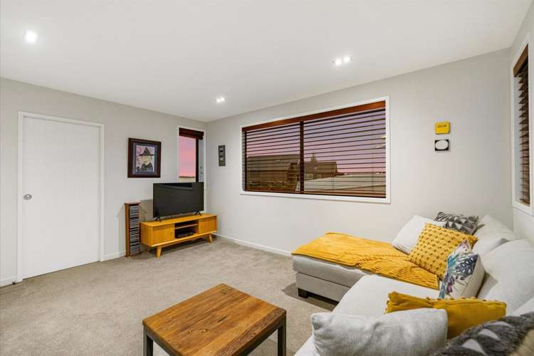 23D Kings Avenue Matua_18