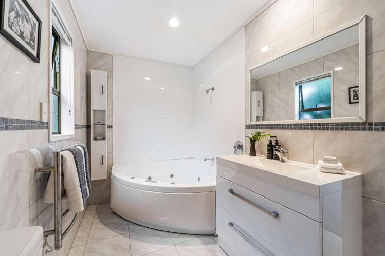 43 Killarney Avenue Torbay_17