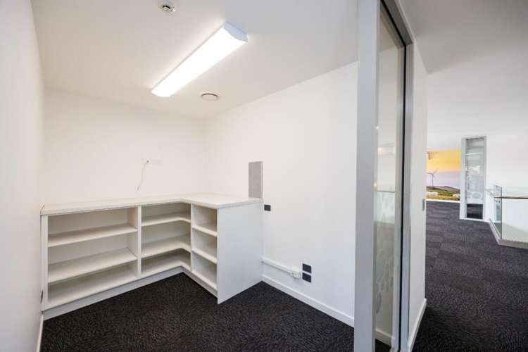 656 Tremaine Avenue Milson_17