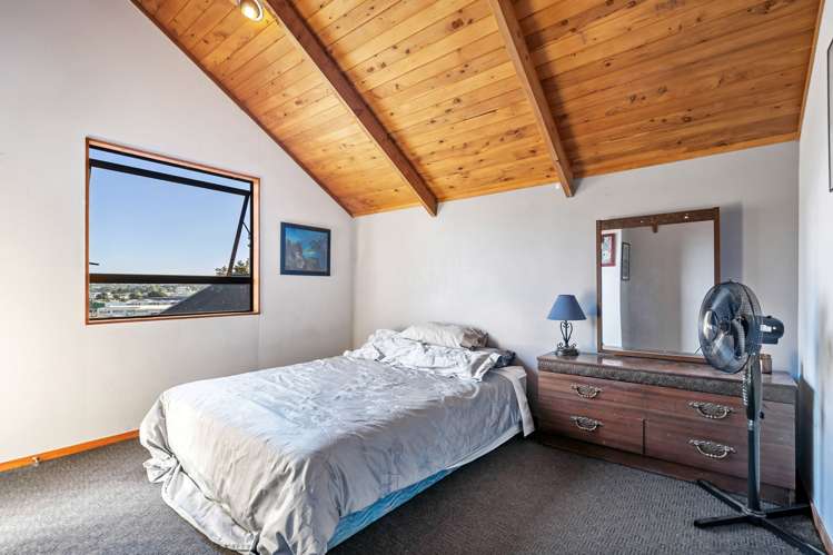 13b Anzac Road Morningside_13