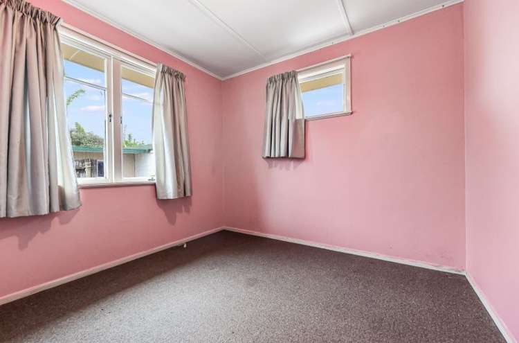 8 Fenwick Crescent Hillcrest_11