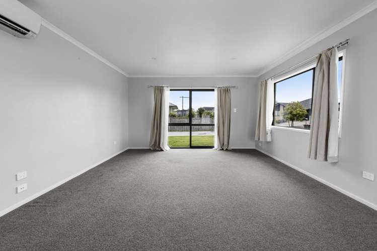1 McCorquindale Drive 2743_8