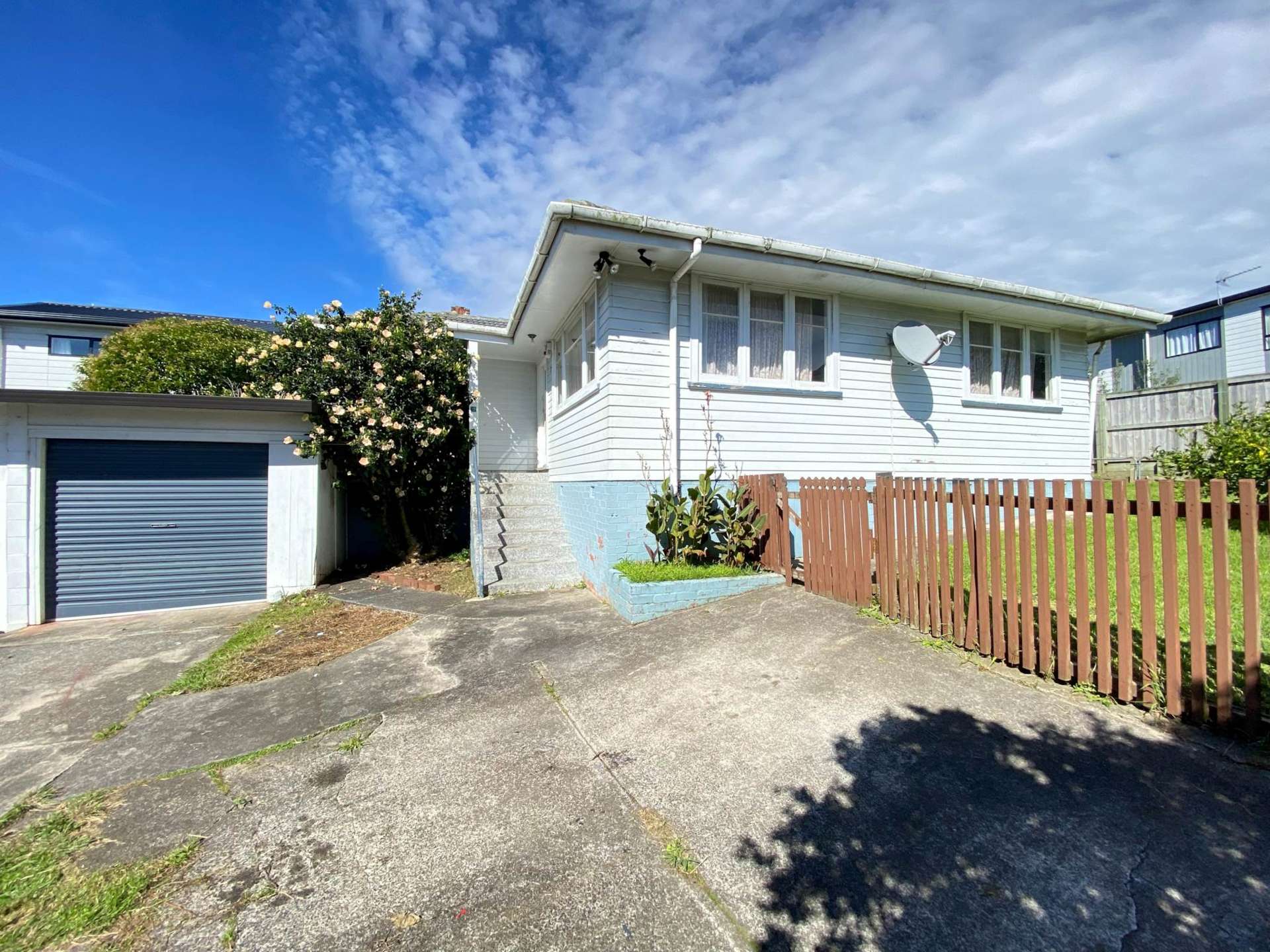2/11 Beaumonts Way Manurewa_0