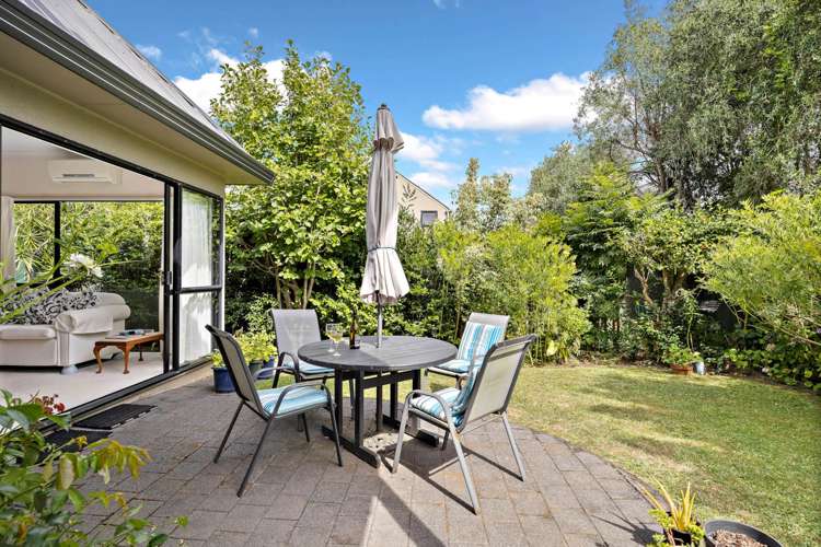 2/49 Hanene Street Saint Heliers_23