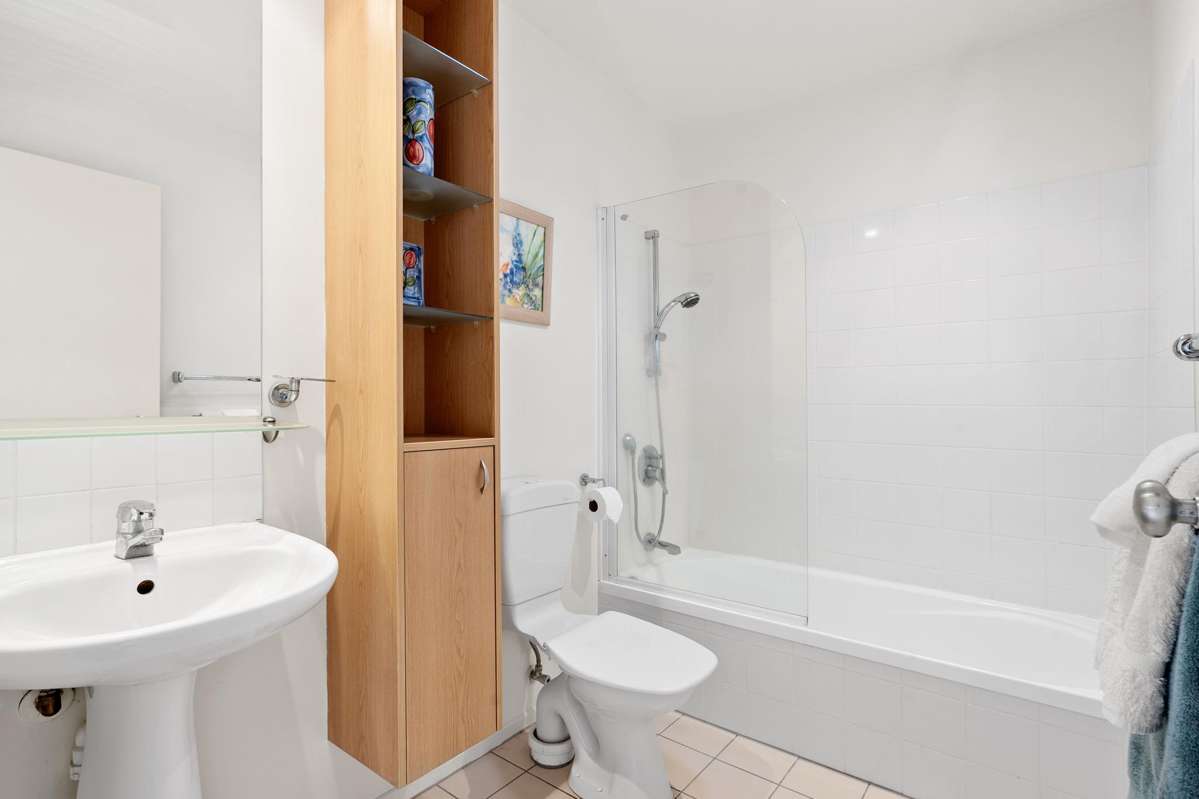 31/2 Armoy Drive_3