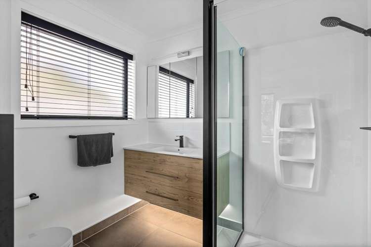 5 Three Brothers Place Warkworth_12
