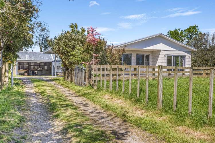 194 Tarata Road Inglewood_28