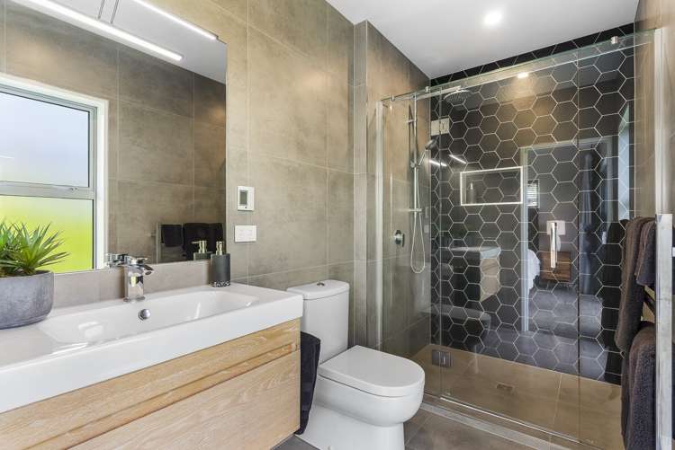 11 Pitsaw Lane Silverdale_10