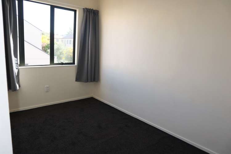 2/12 Ambrico Place New Lynn_7
