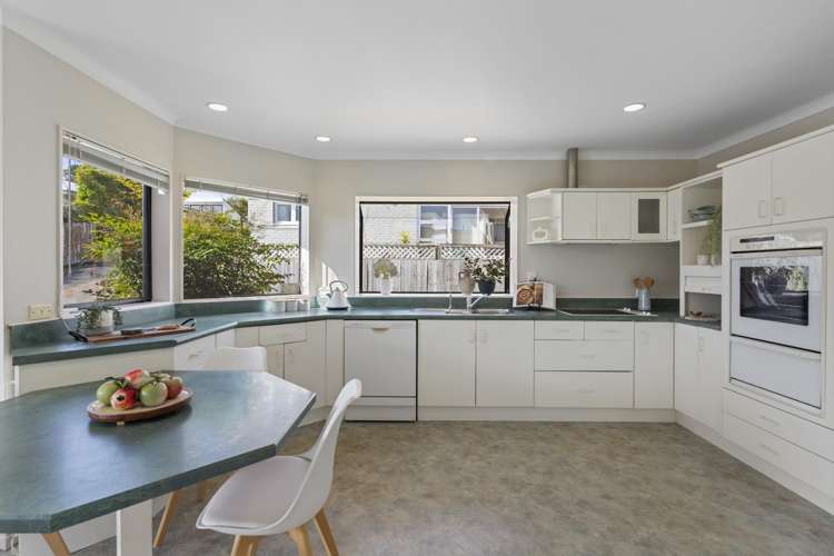 2C Roland Hill Glen Eden_5