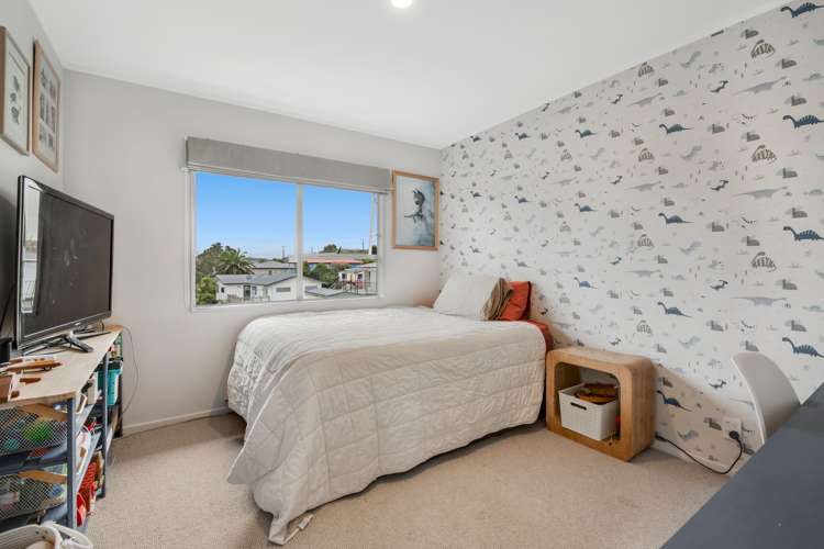 20B Moffat Road Red Beach_11