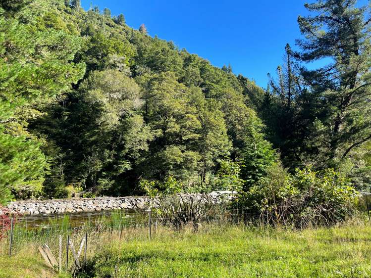 7 Franklyn Street Reefton_13