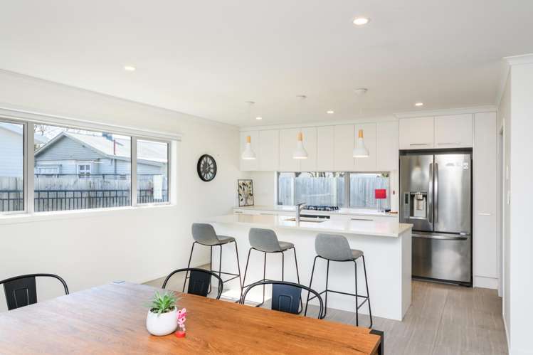 98 Ferguson Street West End_7