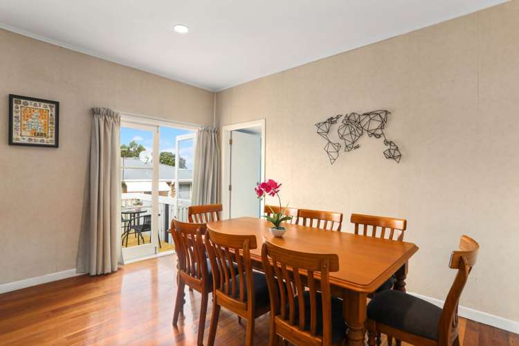 1 Kelvyn Grove Hillpark_13