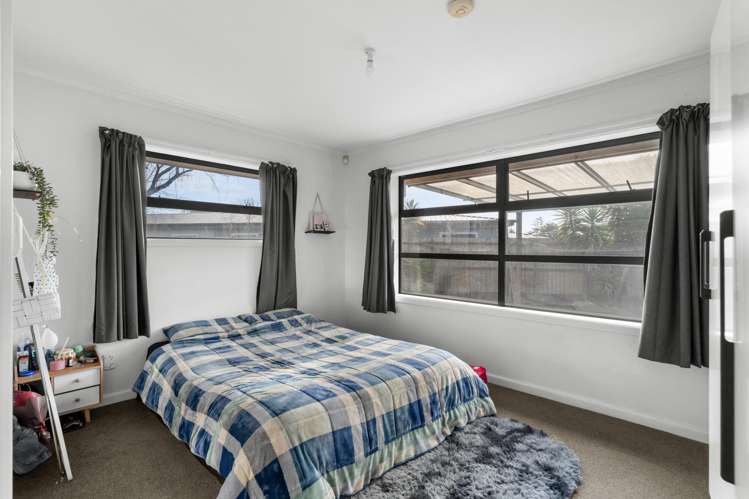 13 Ontario Place_5