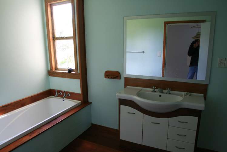 19 Rimuputa Road Tahora_16