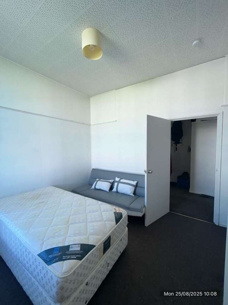 2A Goodbehere Street 10643_5