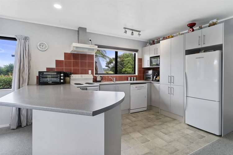 12 Lochinvar Place Hairini_2