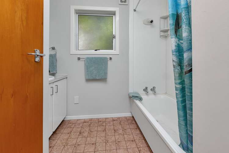 31b Raumati Crescent Onerahi_16