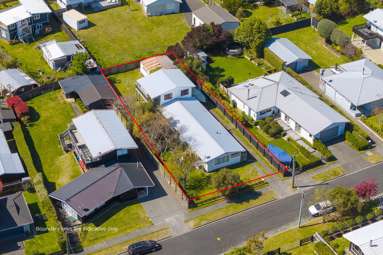 1 and 2/8 Charles Crescent_1