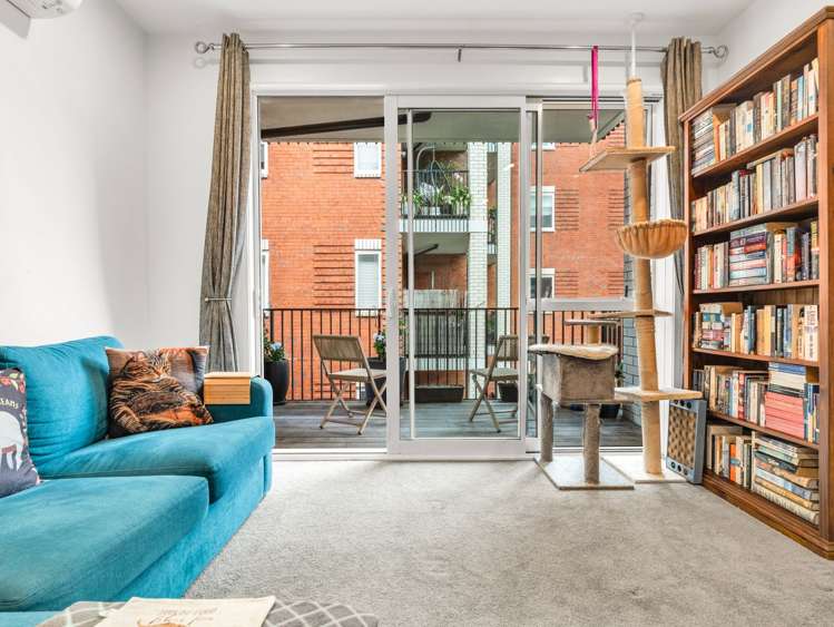 203/1B Soljak Place Mount Albert_7