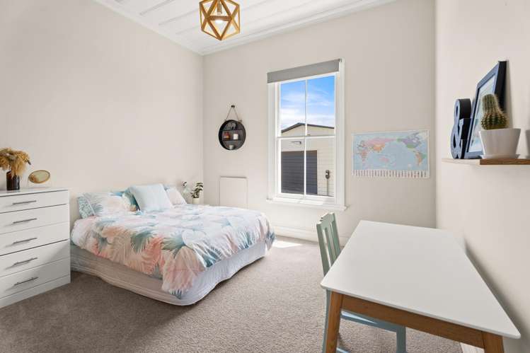 4 Handley Place Glen Avon_18