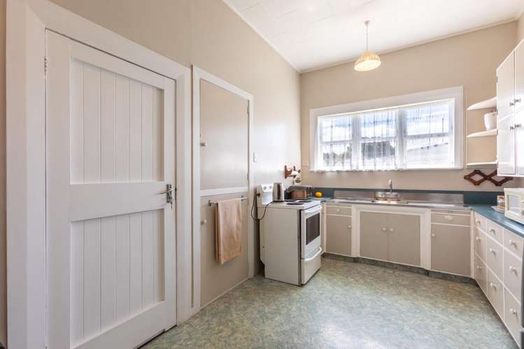 15 Albert Street Dannevirke_6