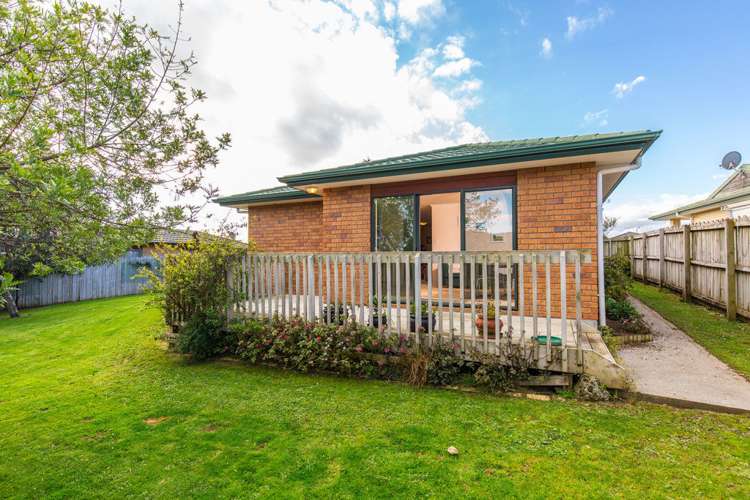 32 Etherton Drive Manurewa_10