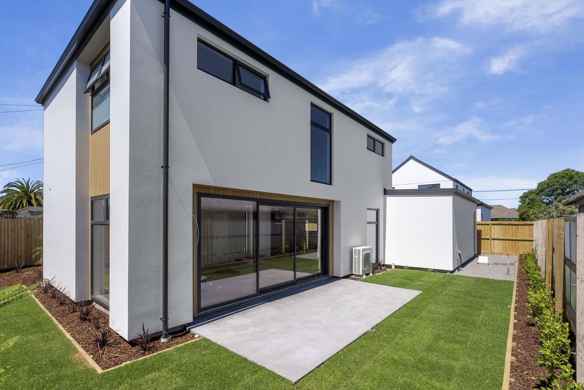 2/5 Patrick Street St Albans_0