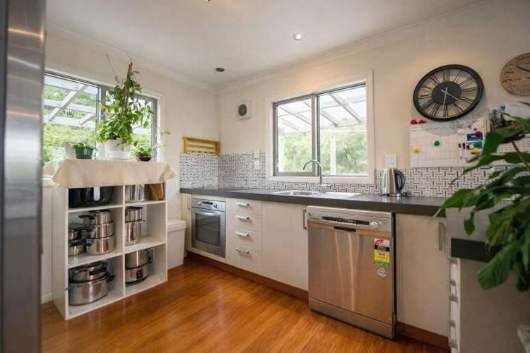 9 Moana Street Kaka Point_2